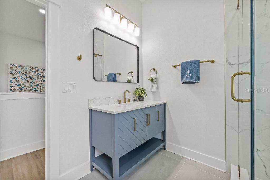 Image 32 of 38 For 1818 31st Avenue N