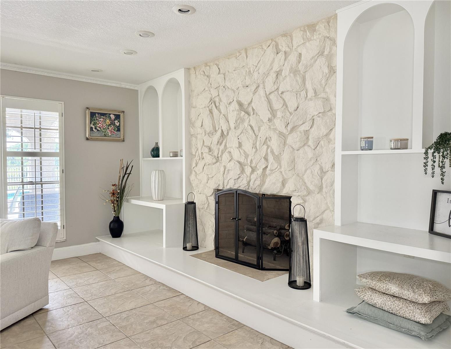 Listing photo id 10 for 7425 Terrace River Drive
