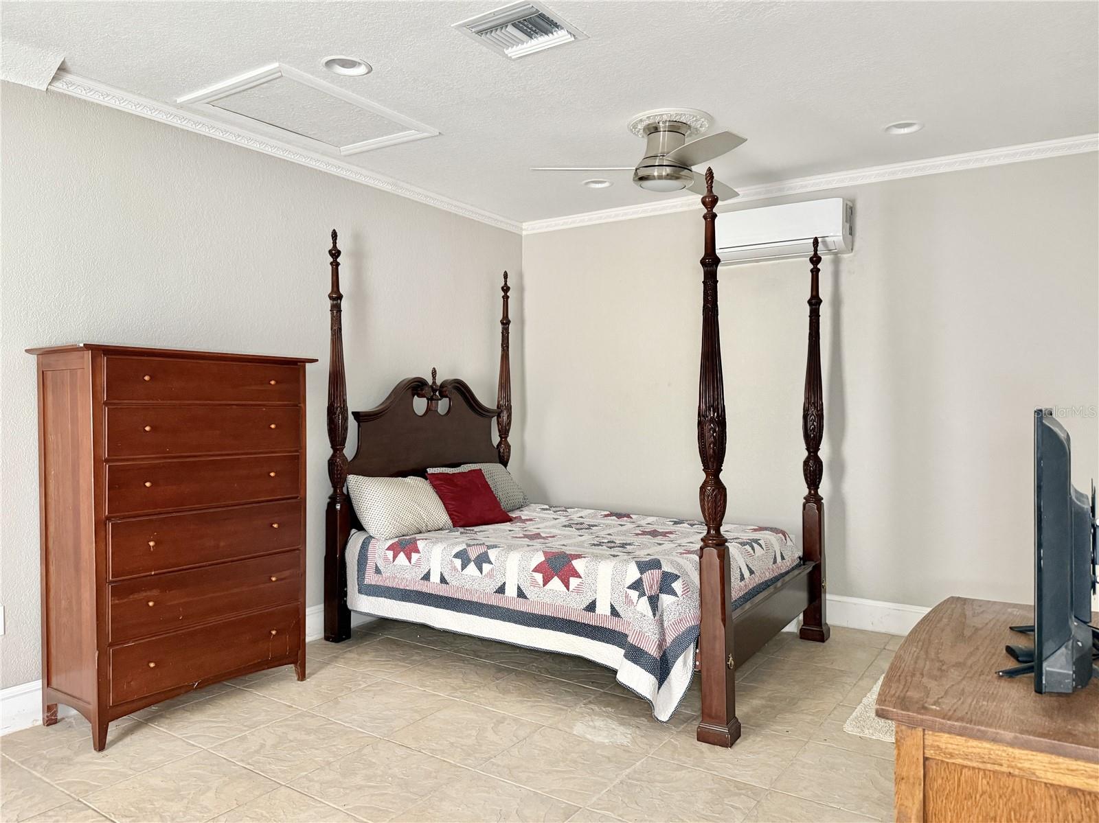Listing photo id 24 for 7425 Terrace River Drive