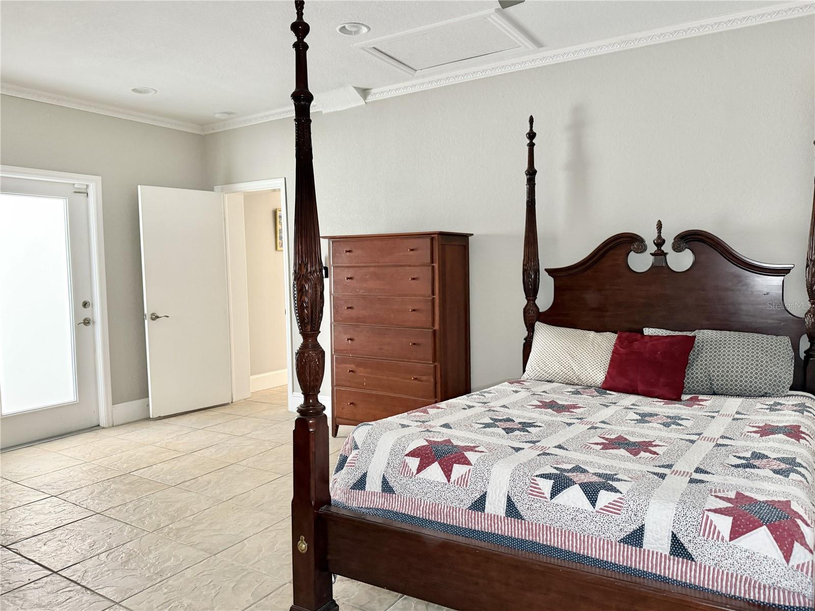 Listing photo id 25 for 7425 Terrace River Drive