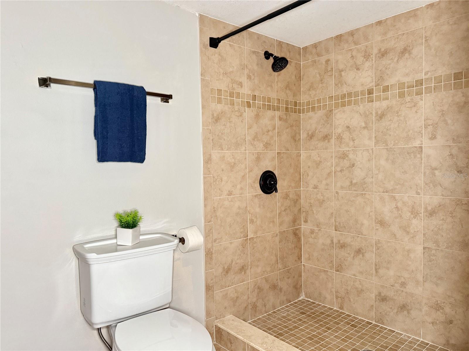 Listing photo id 34 for 7425 Terrace River Drive