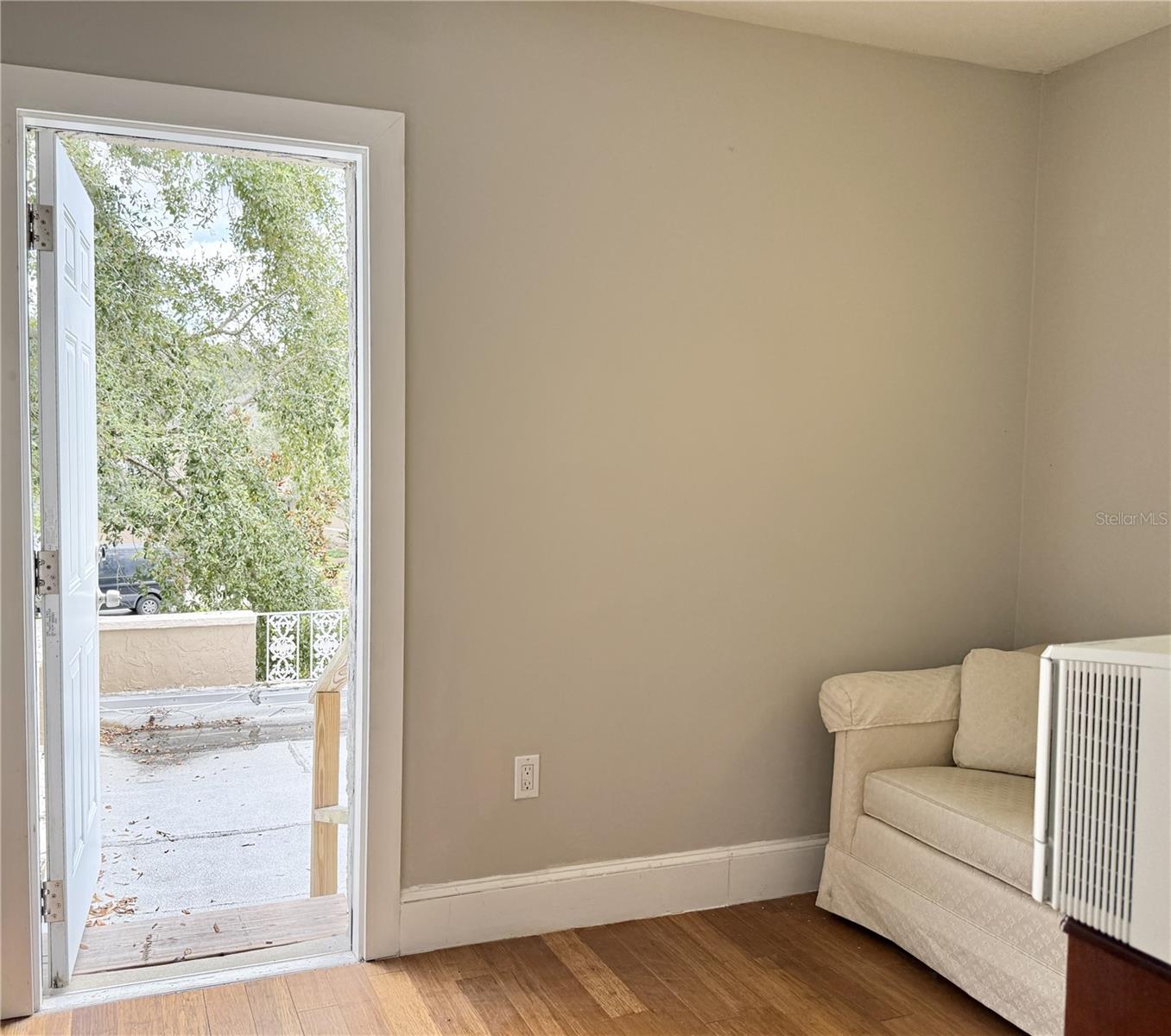 Listing photo id 37 for 7425 Terrace River Drive