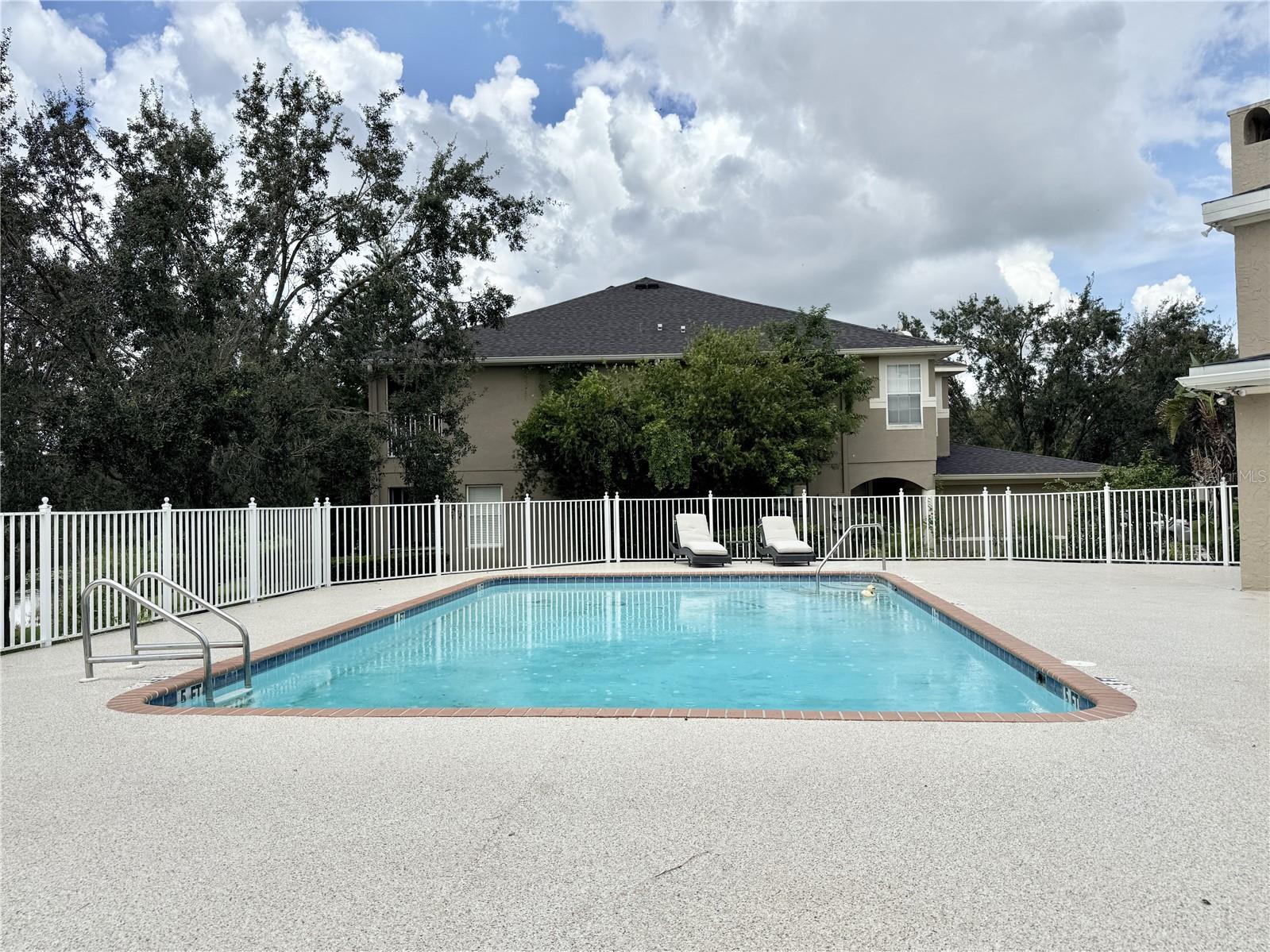 Listing photo id 51 for 7425 Terrace River Drive