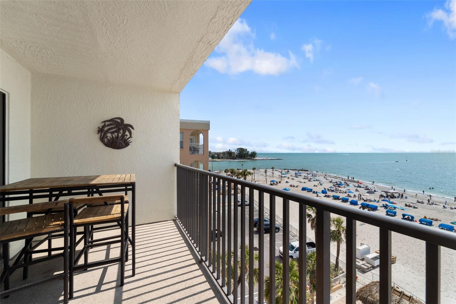 Image 50 of 73 For 12924 Gulf Boulevard 502