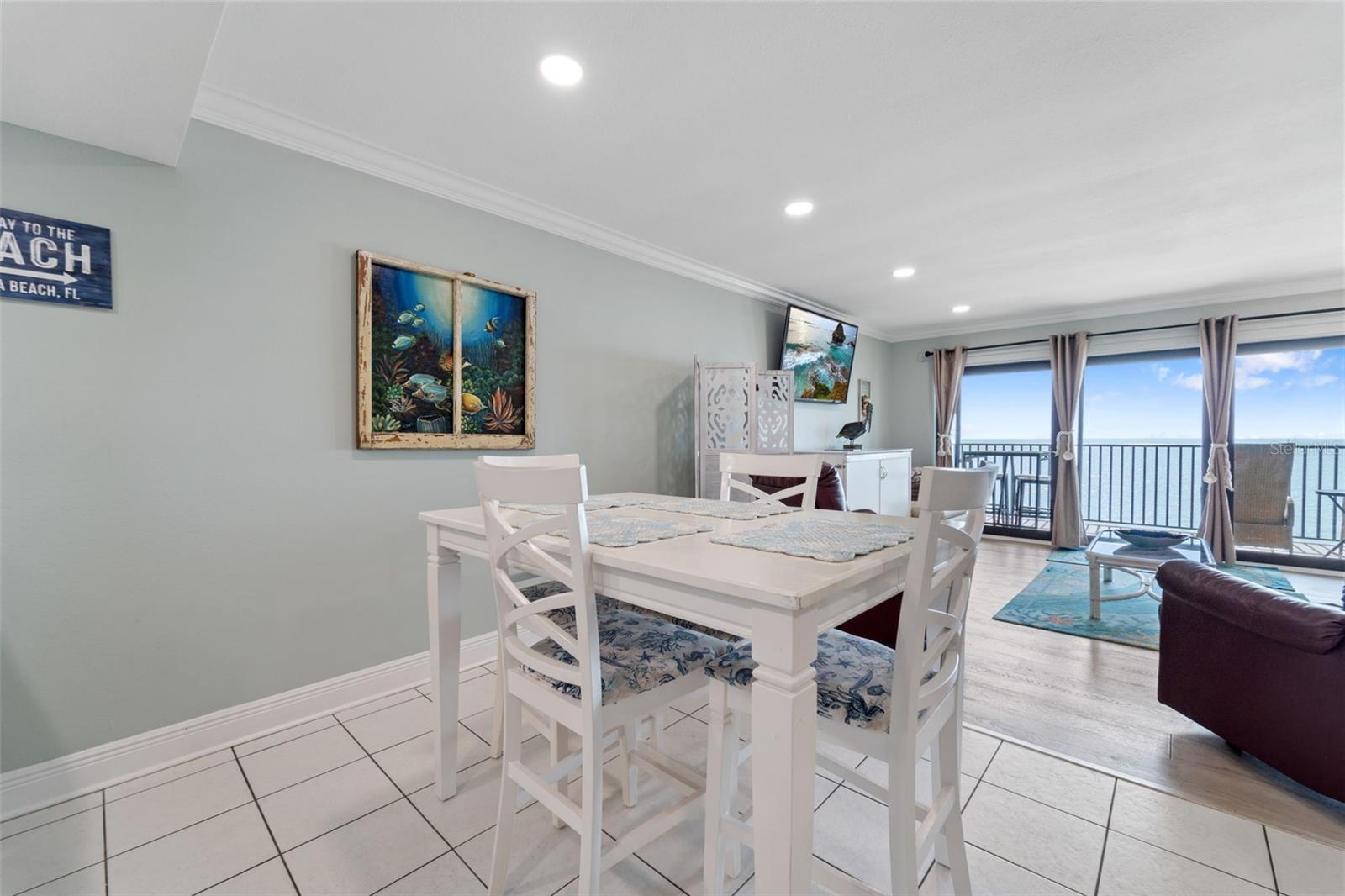 Image 6 of 73 For 12924 Gulf Boulevard 502
