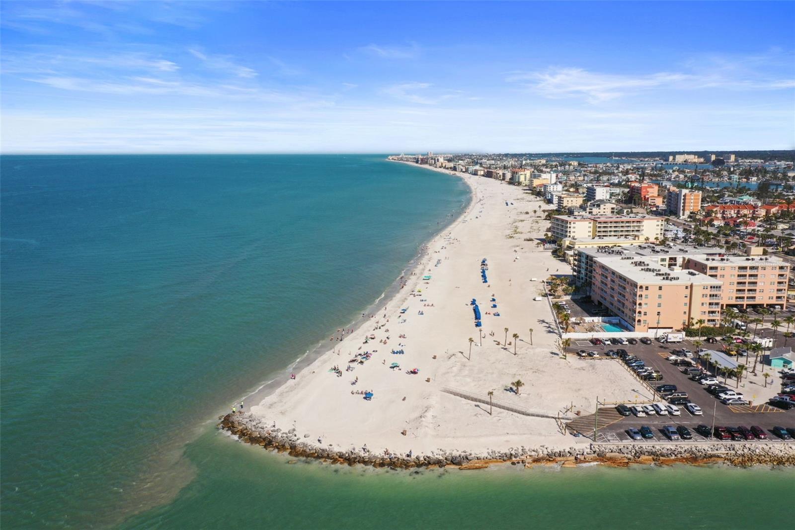 Image 67 of 73 For 12924 Gulf Boulevard 502