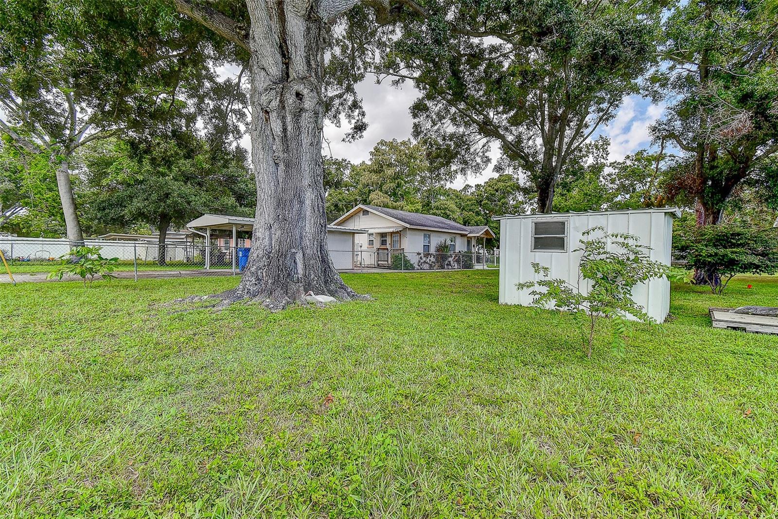 Image 4 of 14 For 40th Avenue N