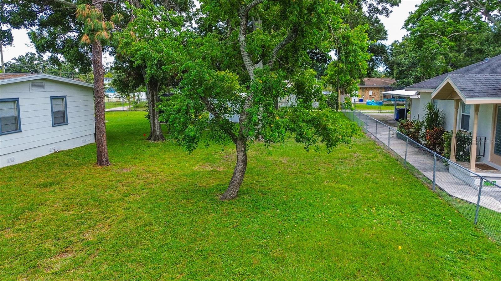 Image 5 of 14 For 40th Avenue N