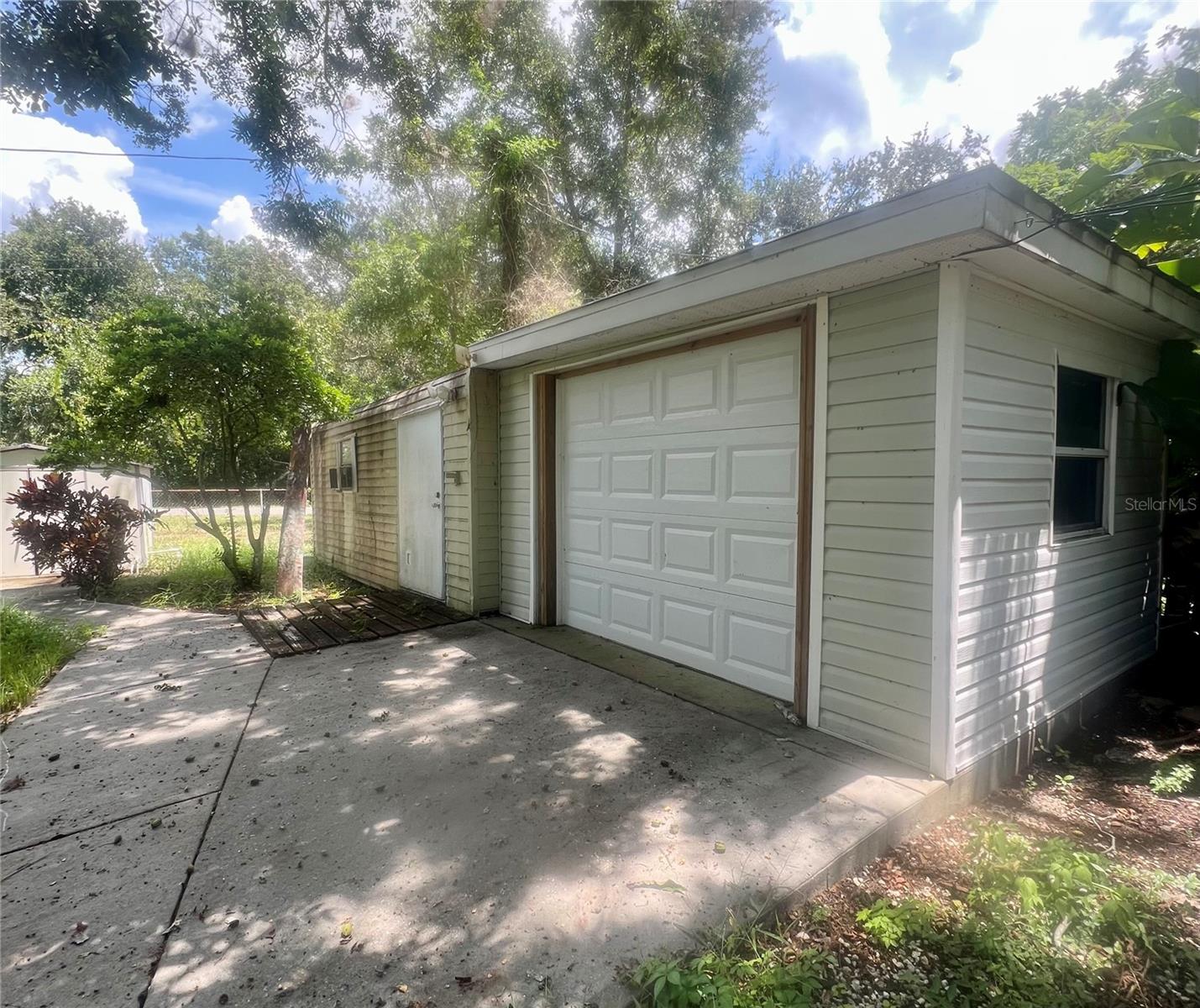 Image 4 of 25 For 1729 Pinellas Avenue