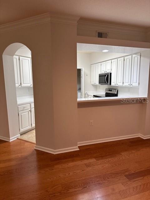 Image 6 of 27 For 5111 Bay Club Circle 5111