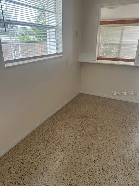 Image 14 of 57 For 2518 40th Avenue N