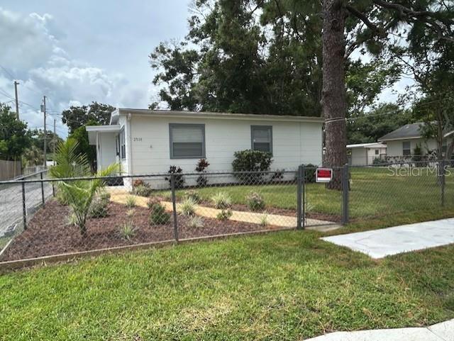 Image 2 of 57 For 2518 40th Avenue N