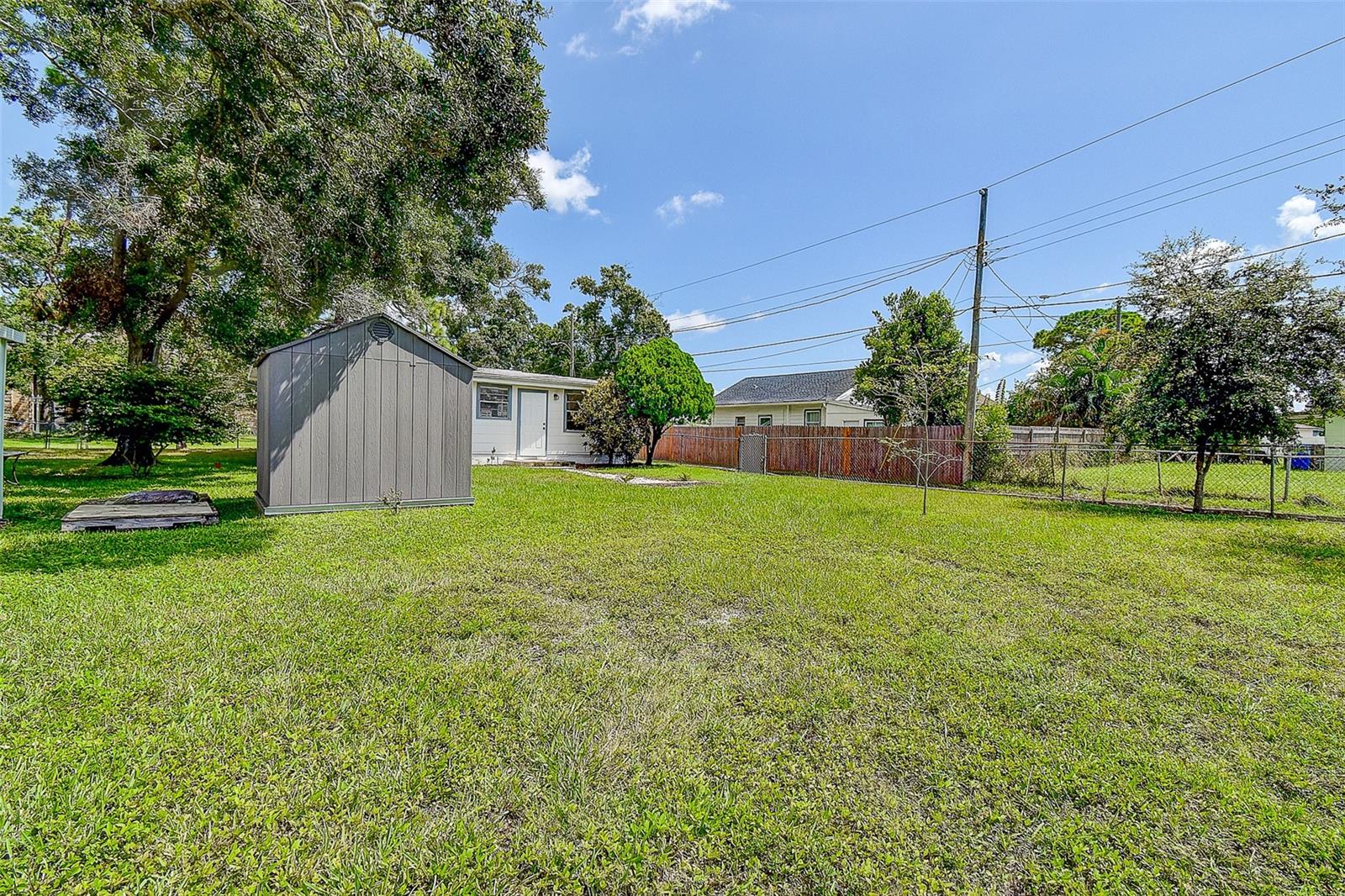 Image 48 of 57 For 2518 40th Avenue N