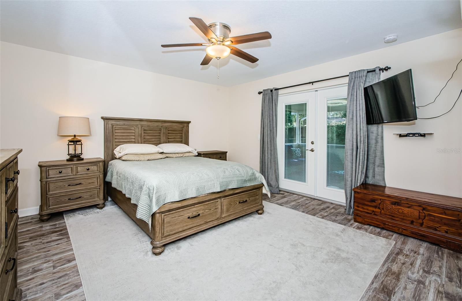 Image 12 of 33 For 31090 Inwood Circle