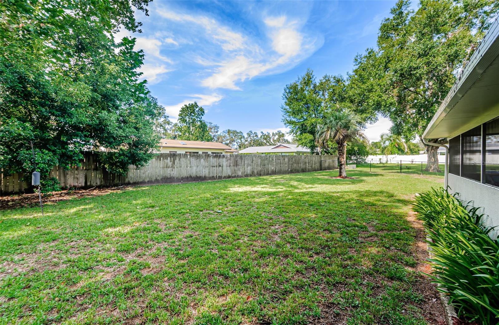 Image 26 of 33 For 31090 Inwood Circle