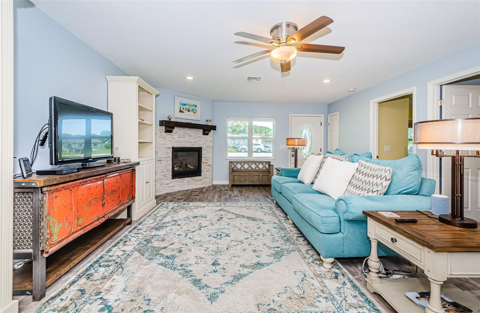 Image 5 of 33 For 31090 Inwood Circle