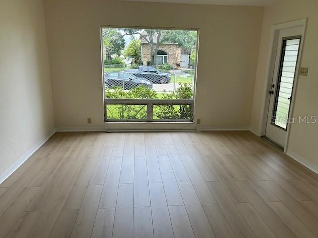 Image 23 of 48 For 2534 40th Avenue N