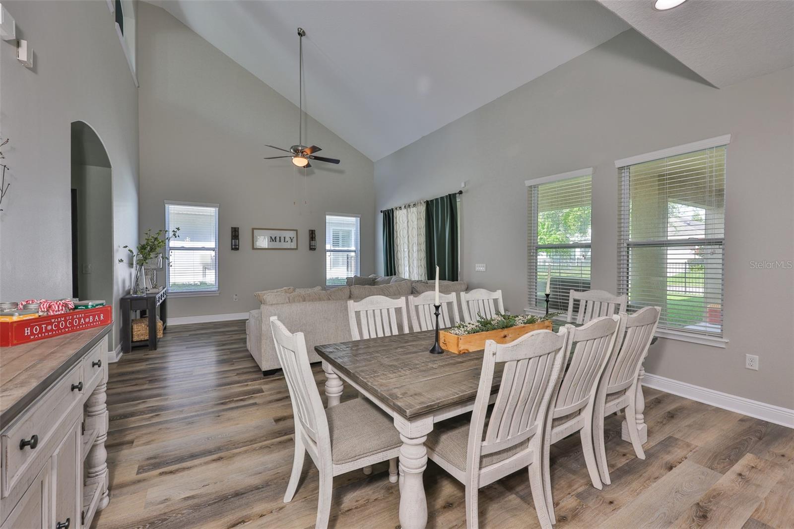 Image 13 of 53 For 7912 Hampton Lake Drive