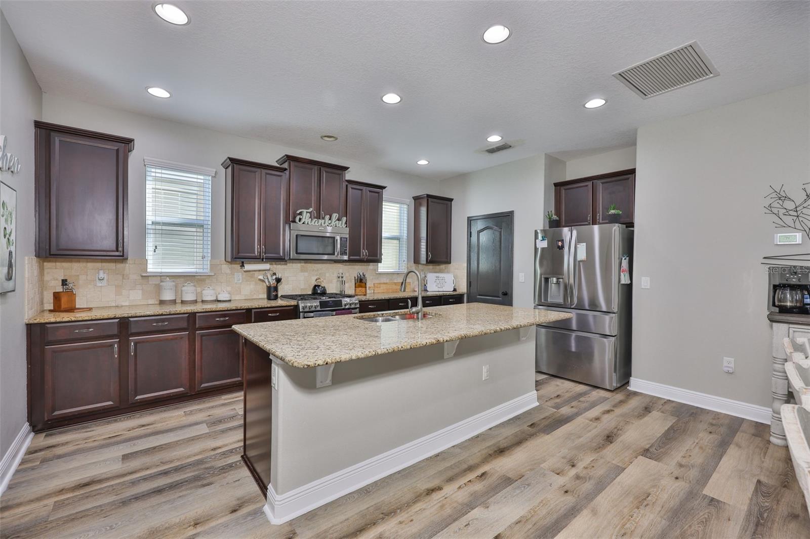 Image 17 of 53 For 7912 Hampton Lake Drive