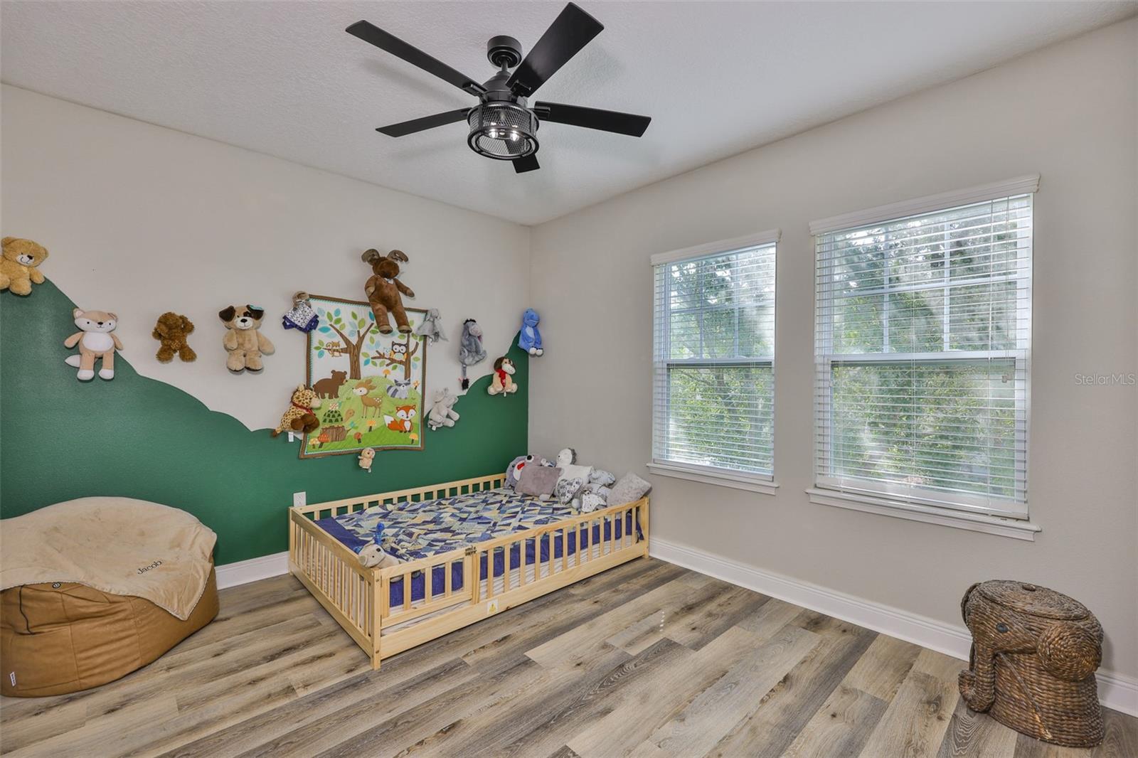 Image 29 of 53 For 7912 Hampton Lake Drive