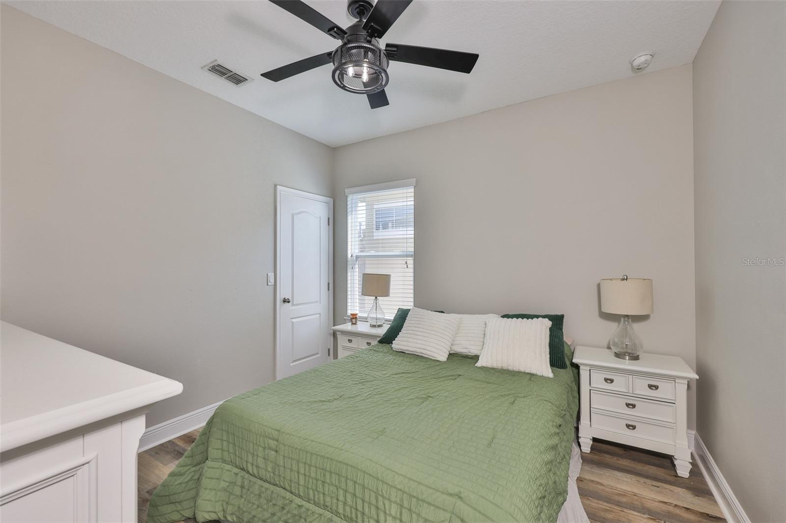 Image 31 of 53 For 7912 Hampton Lake Drive