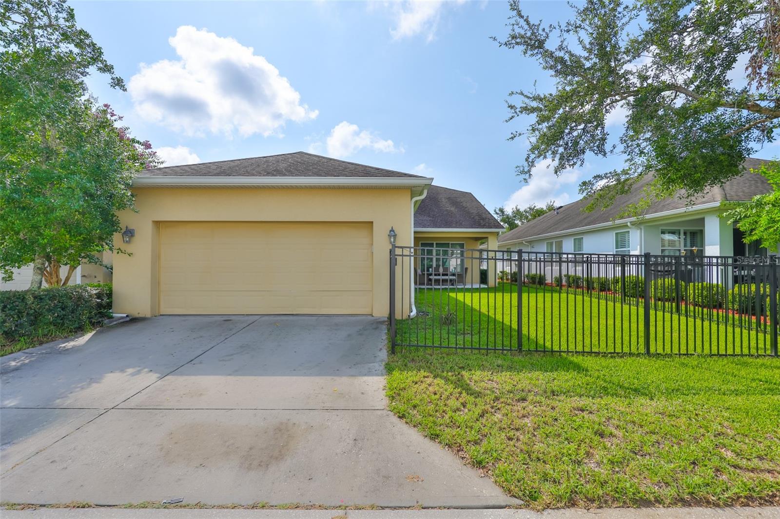 Image 7 of 53 For 7912 Hampton Lake Drive