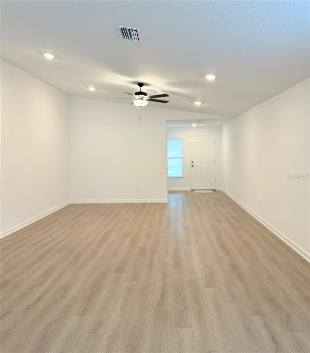 Image 4 of 20 For 5745 Helmsman Court