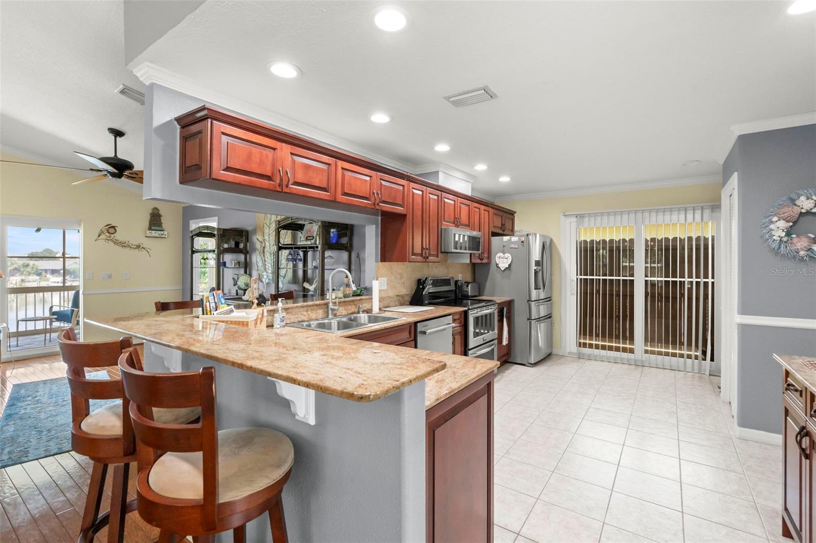 Image 16 of 89 For 6170 Seaside Drive