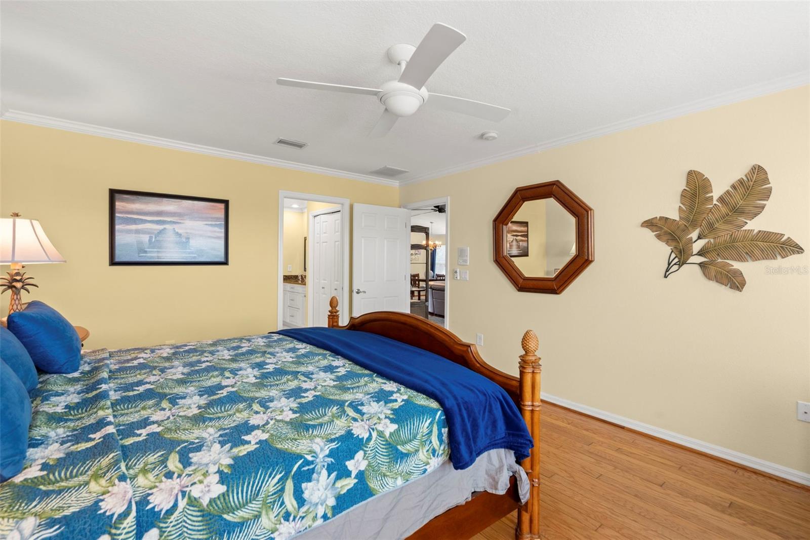 Image 23 of 89 For 6170 Seaside Drive