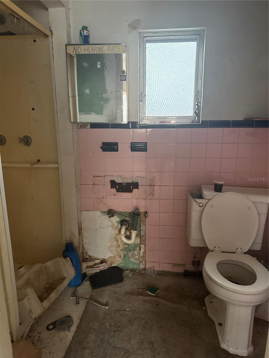 Image 11 of 16 For 4800 22nd Street N