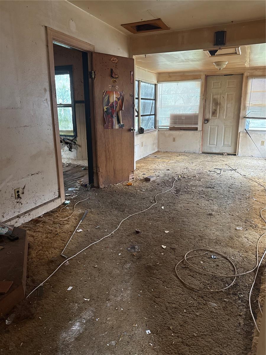 Image 6 of 16 For 4800 22nd Street N