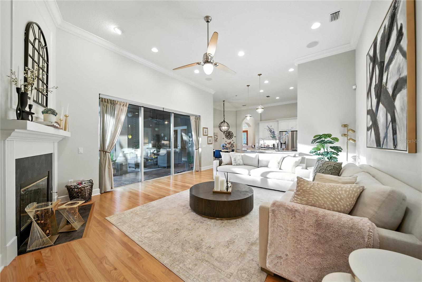 Image 12 of 48 For 17210 Broadoak Drive