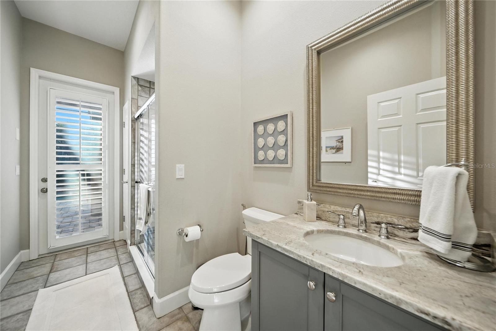 Image 24 of 48 For 17210 Broadoak Drive