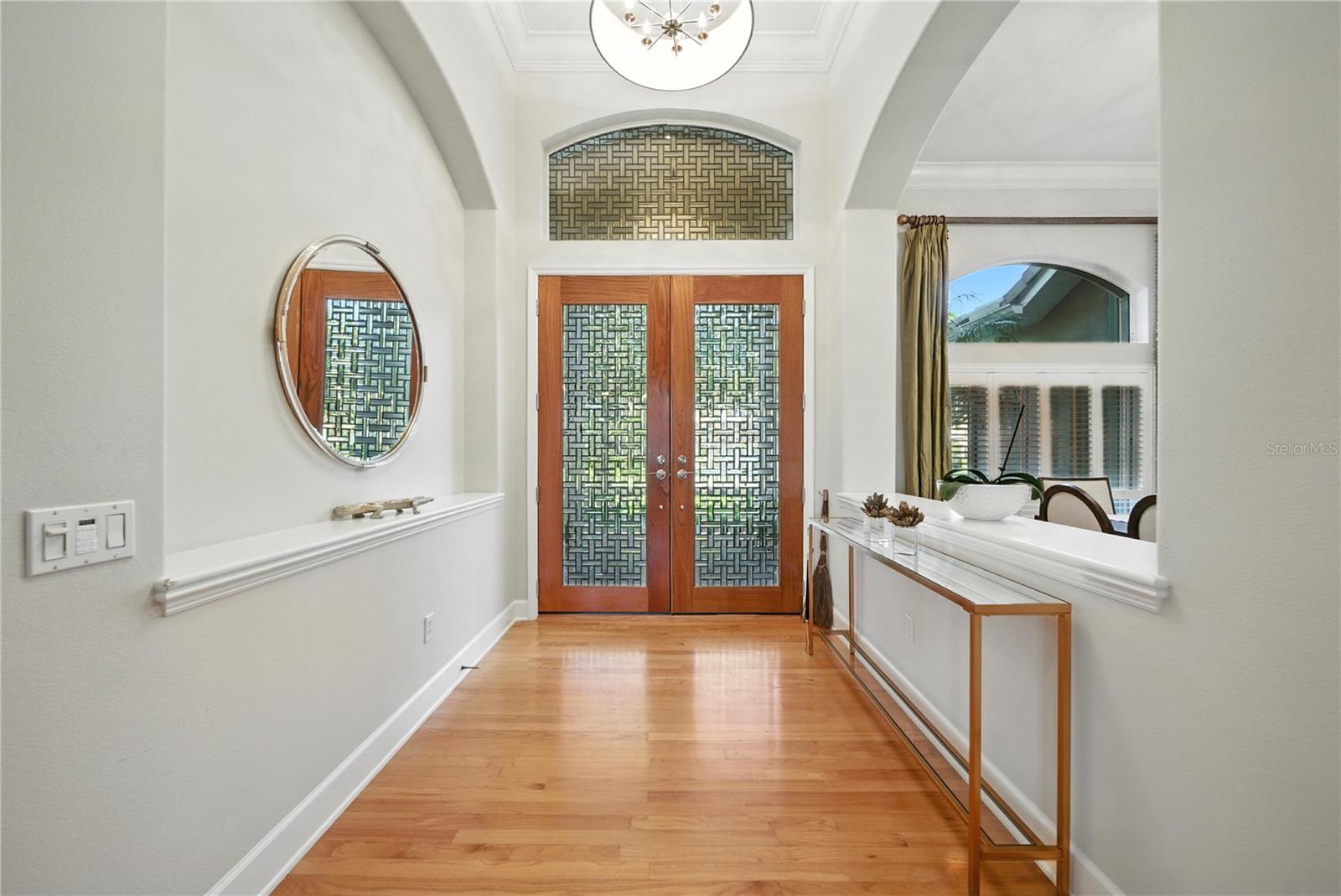 Image 5 of 48 For 17210 Broadoak Drive