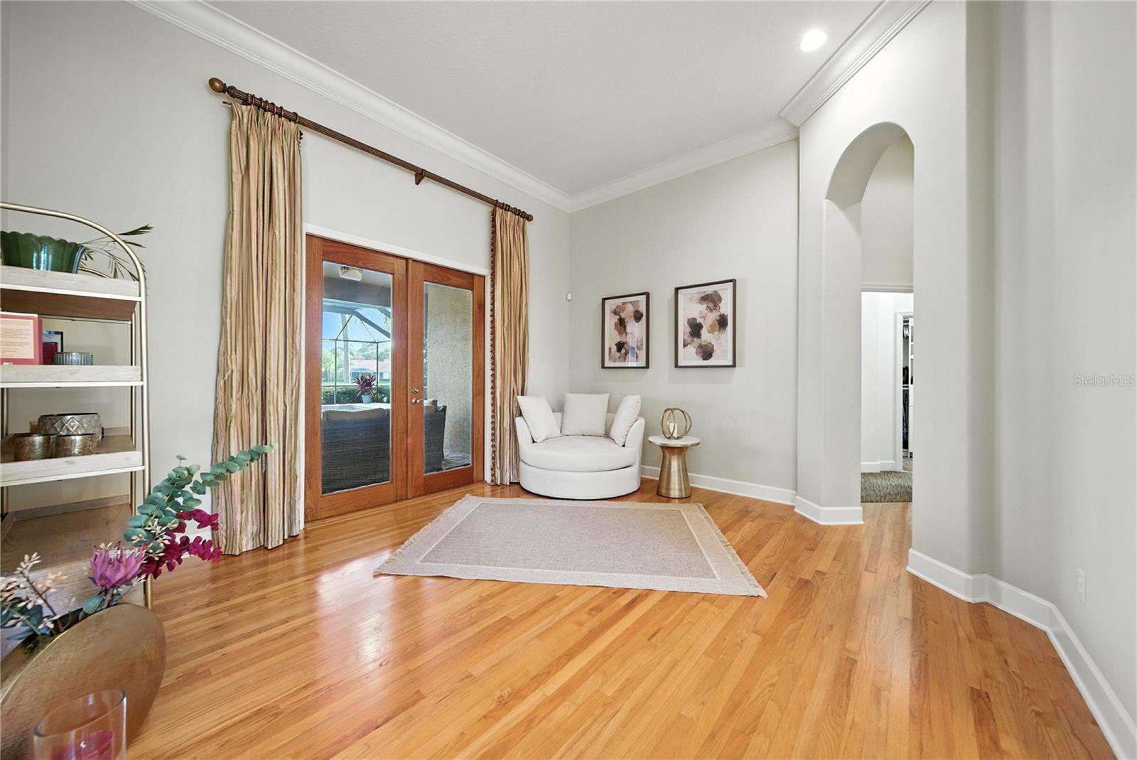 Image 6 of 48 For 17210 Broadoak Drive