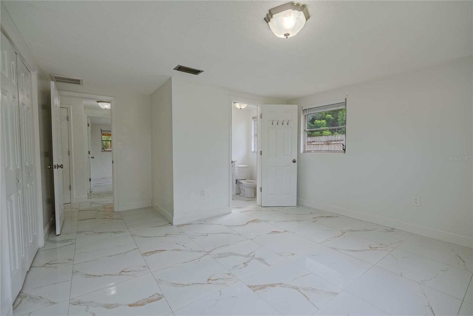 Image 11 of 36 For 7931 Bracken Drive