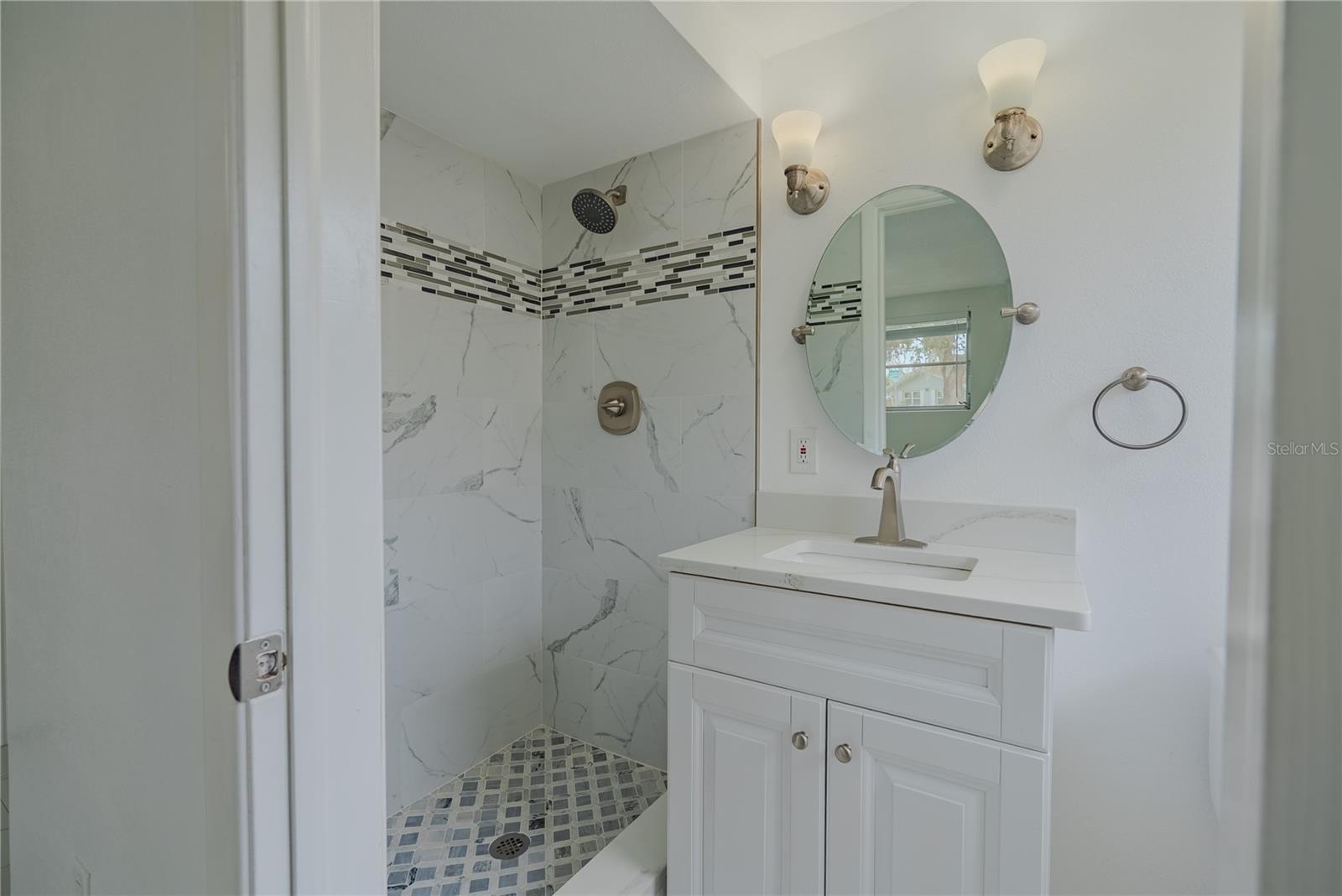 Image 14 of 36 For 7931 Bracken Drive
