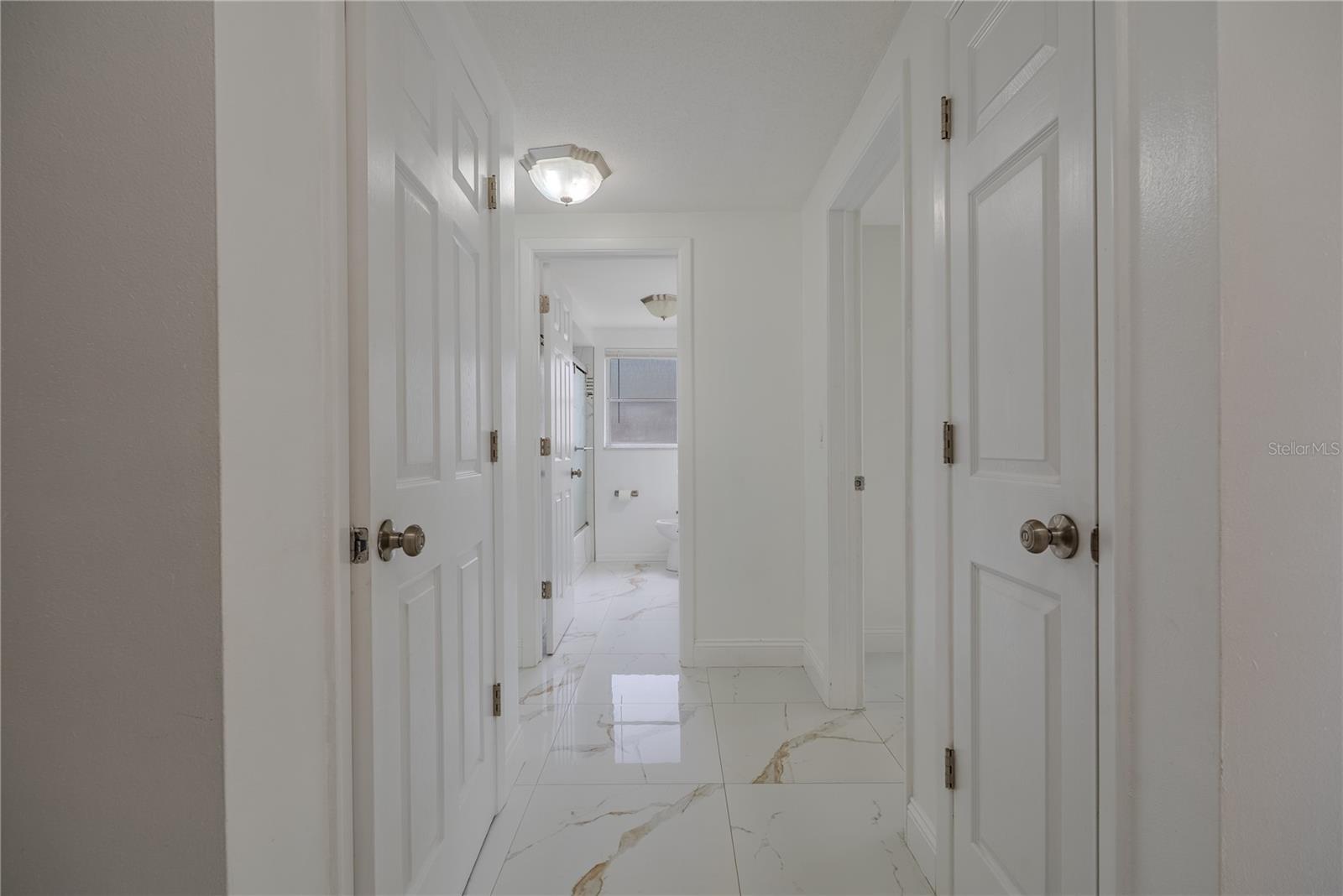 Image 19 of 36 For 7931 Bracken Drive