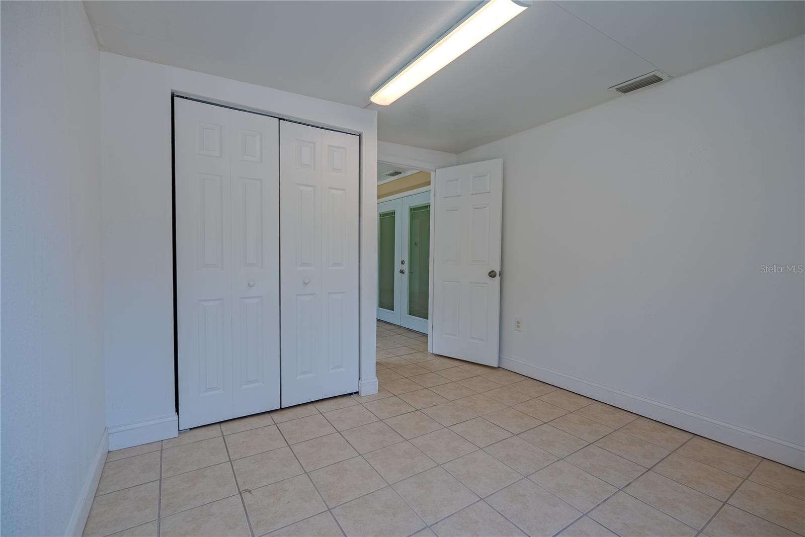 Image 21 of 36 For 7931 Bracken Drive