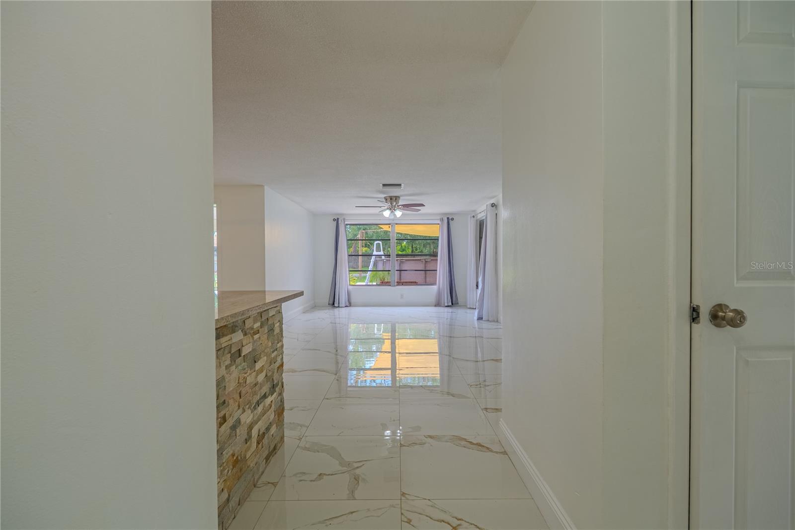 Image 4 of 36 For 7931 Bracken Drive