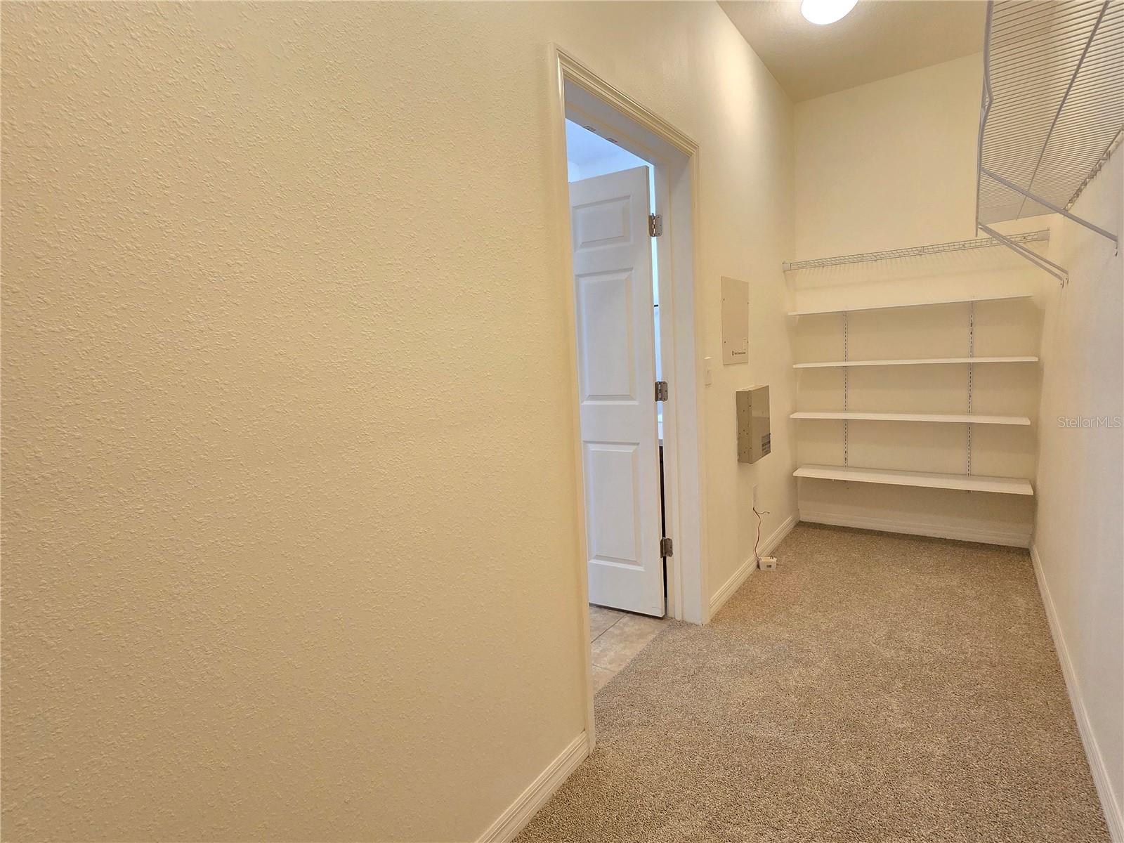 Listing photo id 20 for 2329 Barracuda Court