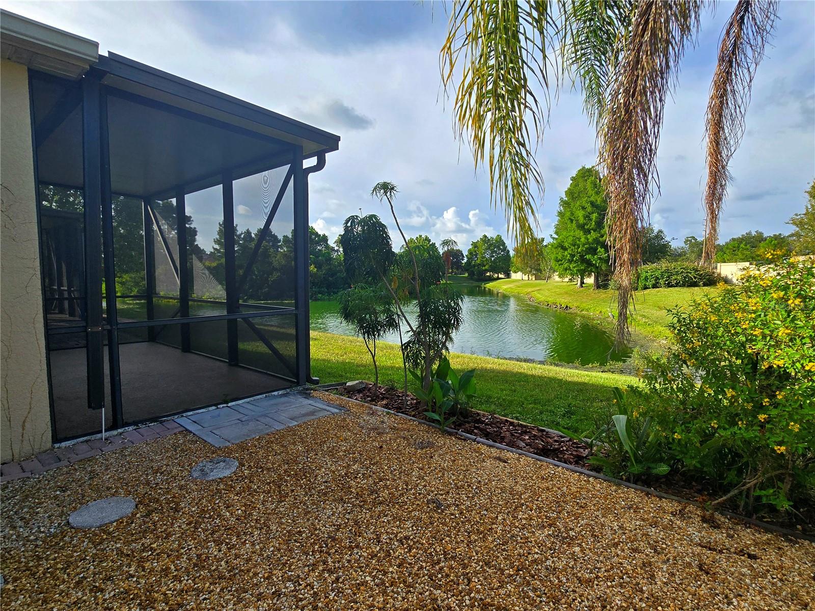 Listing photo id 35 for 2329 Barracuda Court