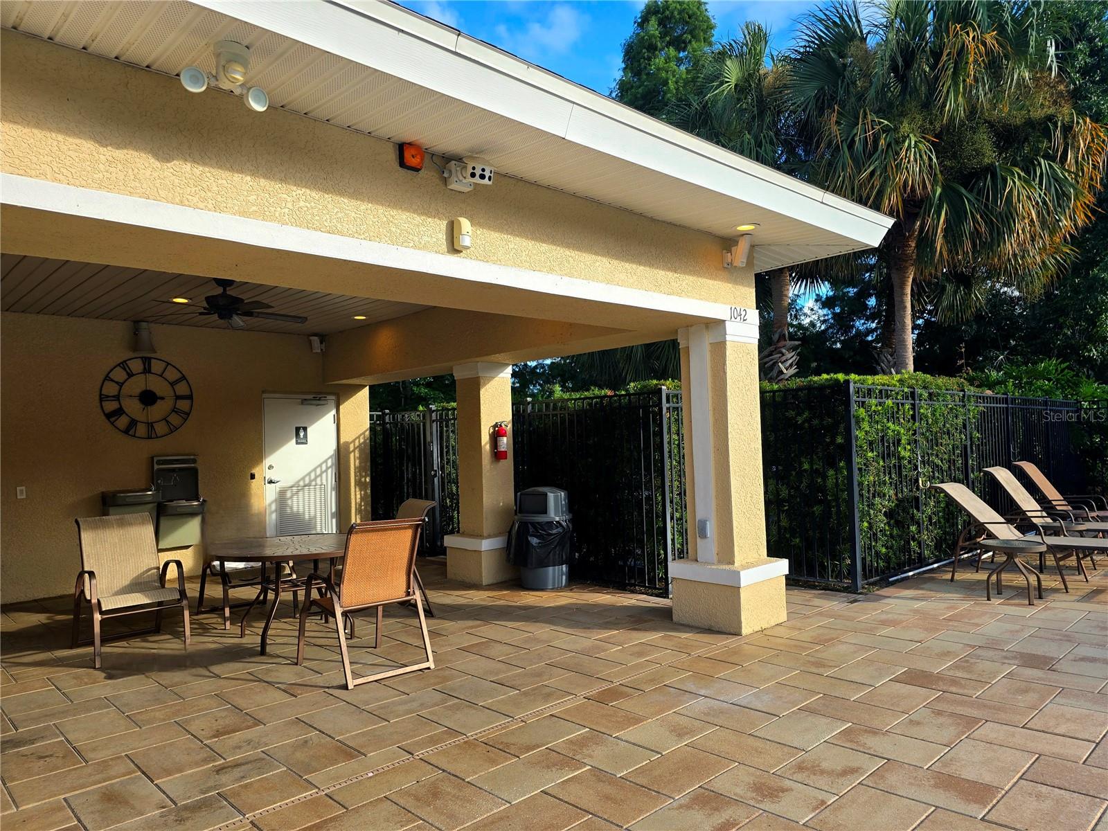 Listing photo id 47 for 2329 Barracuda Court