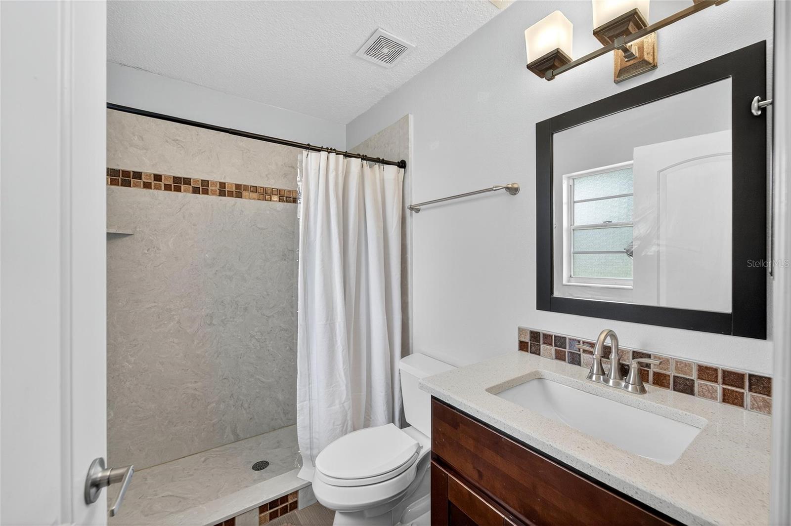 Image 19 of 28 For 1804 Orange Hill Drive
