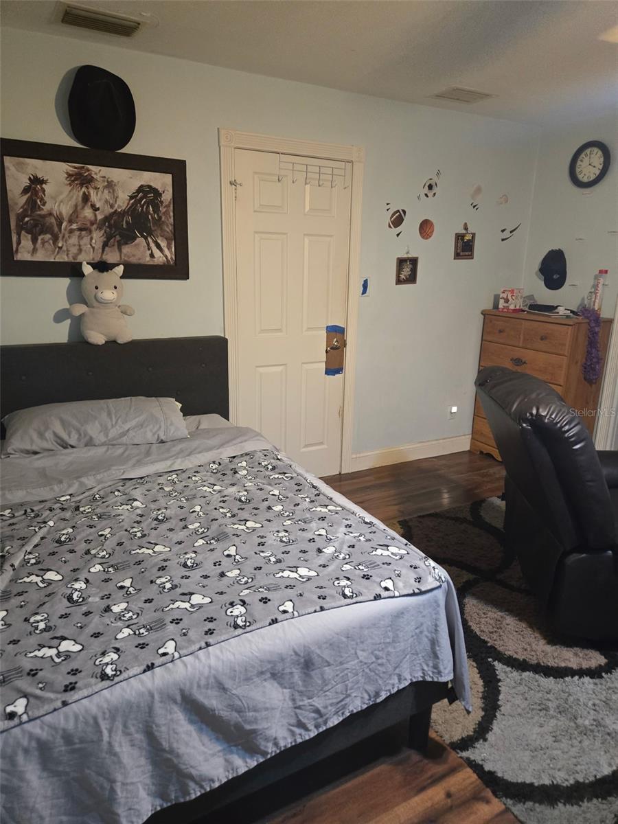 Image 4 of 33 For 172 Coral Vine Drive