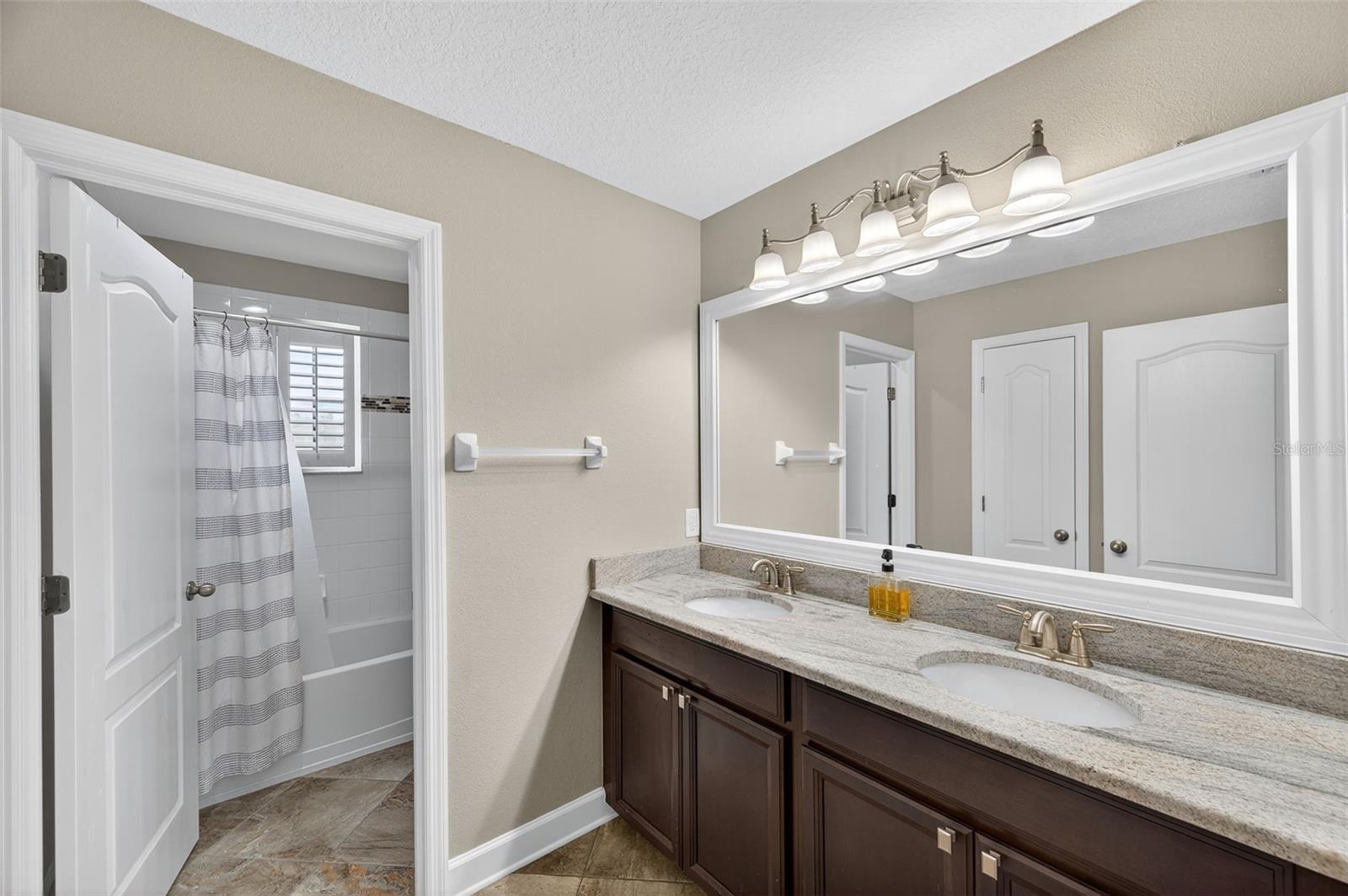 Image 30 of 35 For 1120 Maza Place