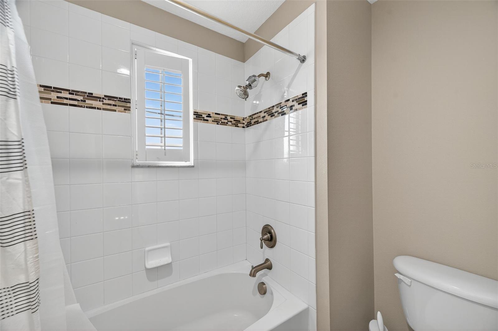 Image 31 of 35 For 1120 Maza Place