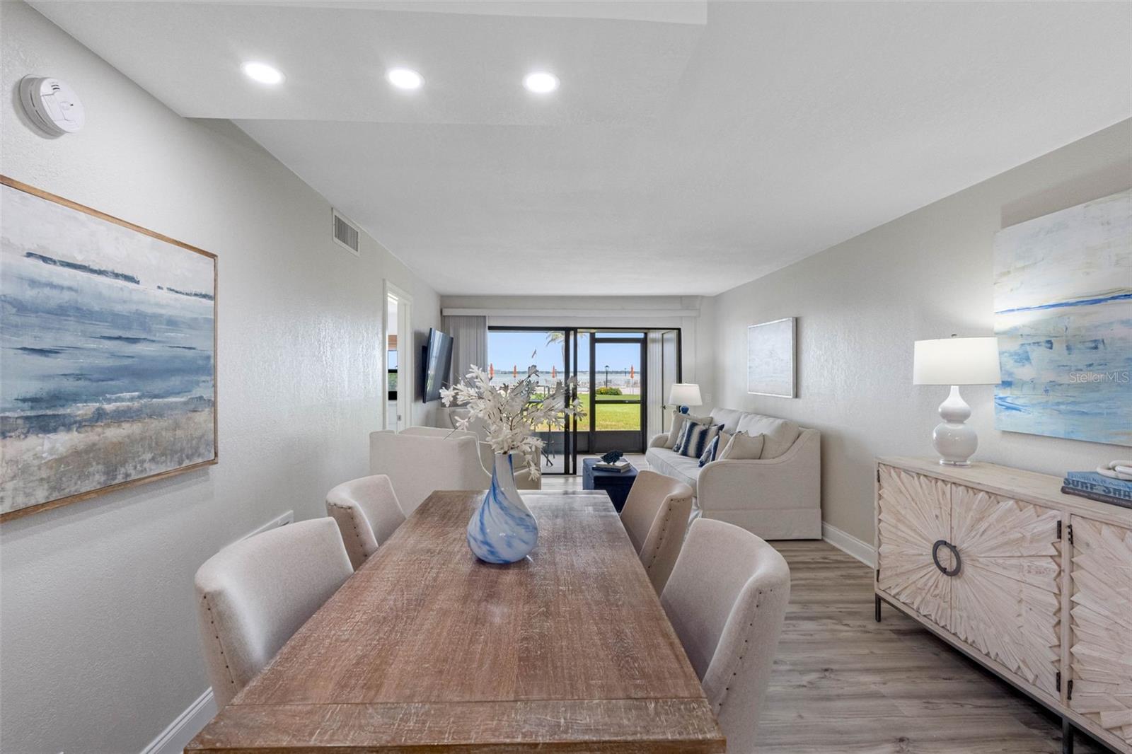 Image 22 of 78 For 6265 Sun Boulevard 115