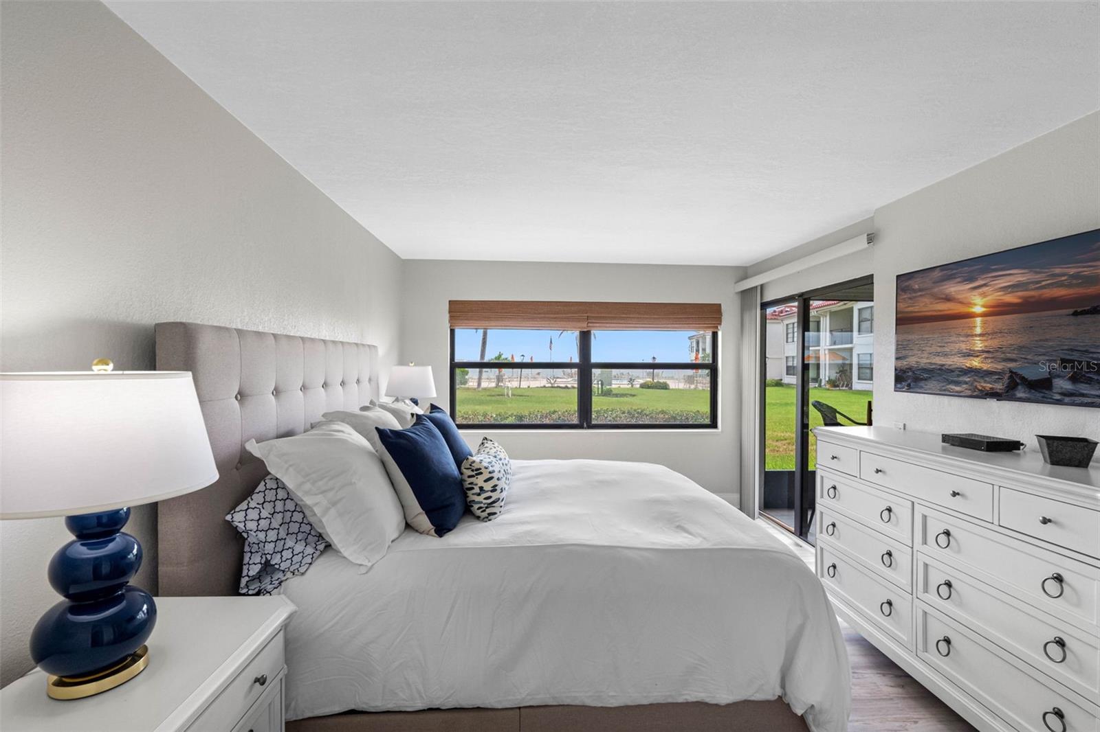 Image 29 of 78 For 6265 Sun Boulevard 115