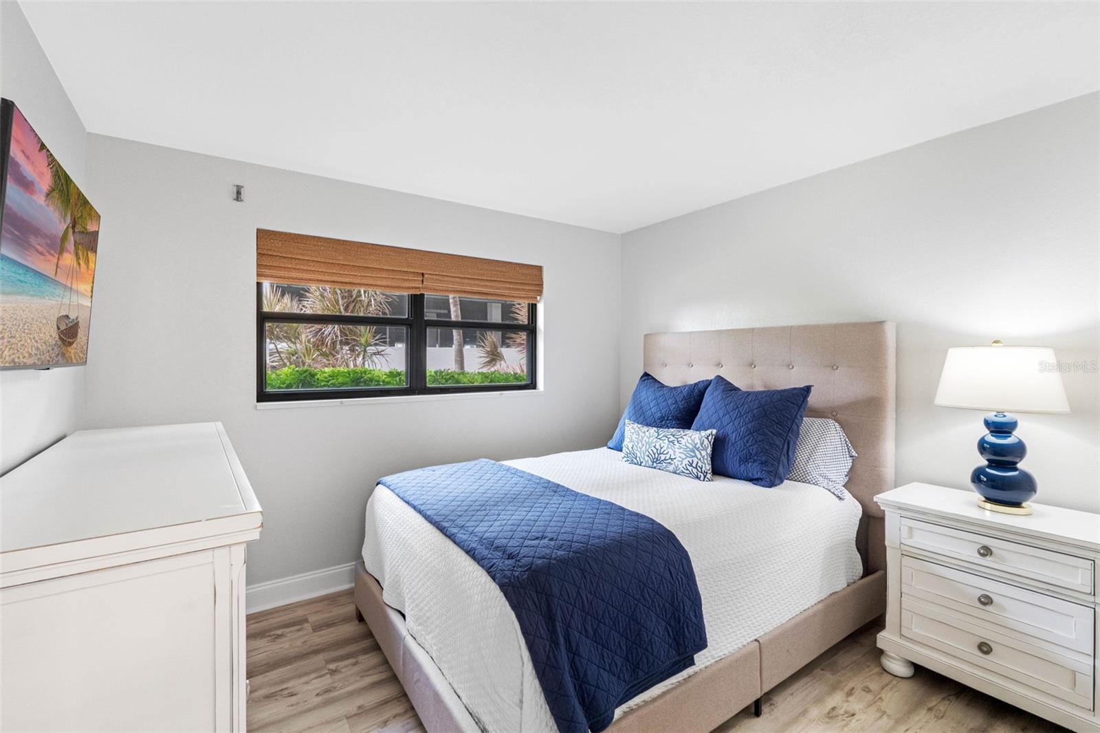 Image 38 of 78 For 6265 Sun Boulevard 115